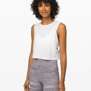 Lululemon muscle love crop tank. New with tags.